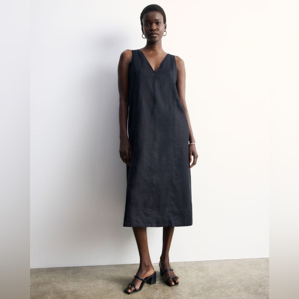 Everlane Black V-Neck Midi Dress
